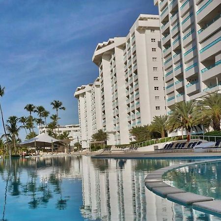 Marbella Towers Beachfront 2 Bedrooms Juan Dolio Exterior photo