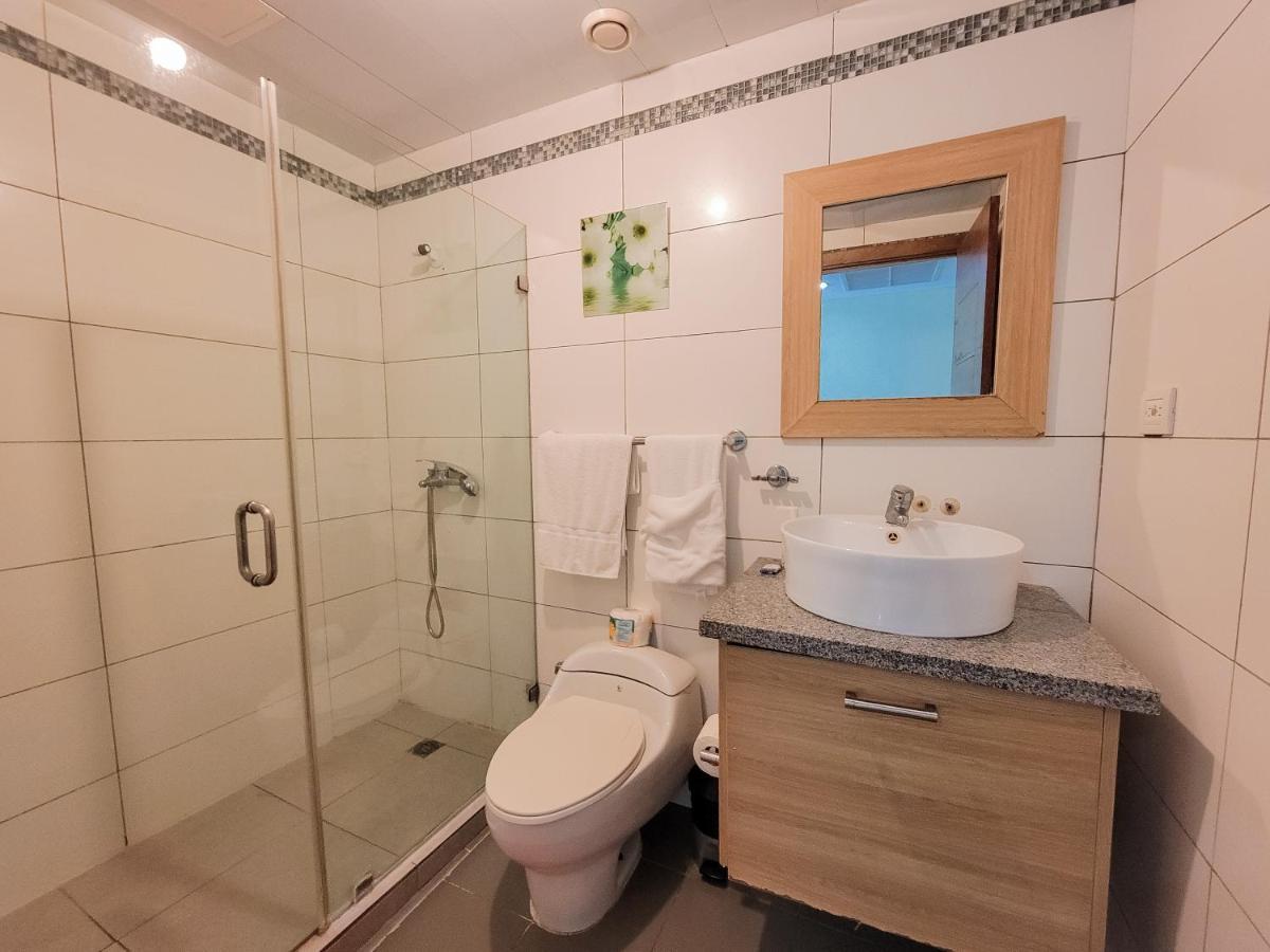 Marbella Towers Beachfront 2 Bedrooms Juan Dolio Exterior photo